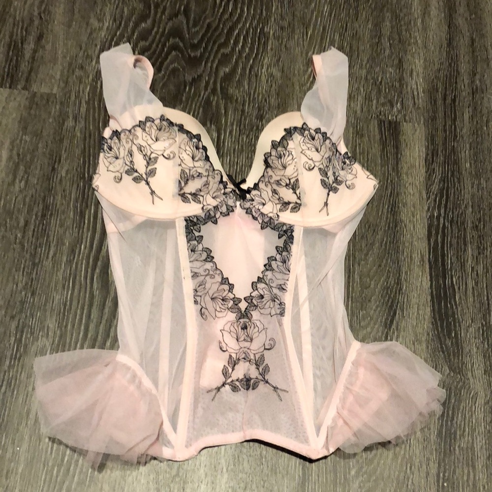 NWOT Victoria’s Secret Lingerie!